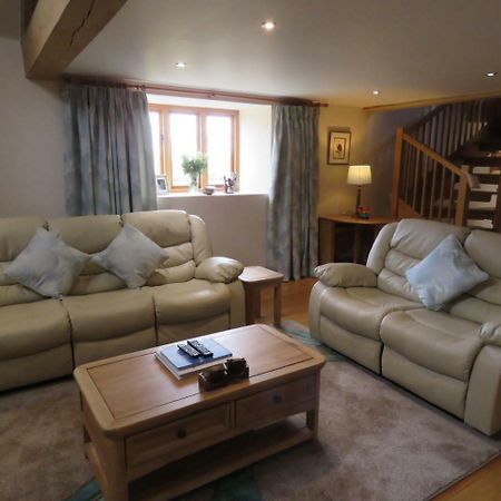 Welsh Apple Barn Villa Chepstow Exterior photo